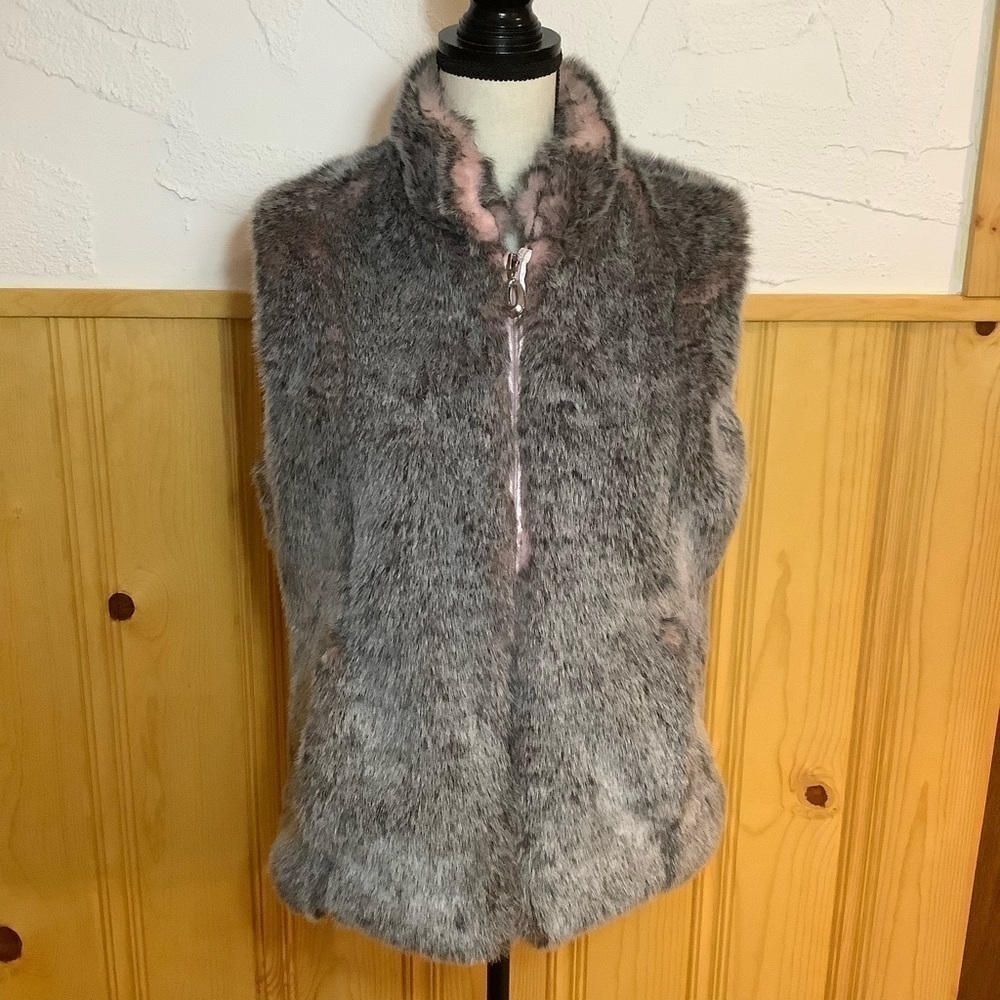 Neckworks Grey Faux Fur Vest Sz- S